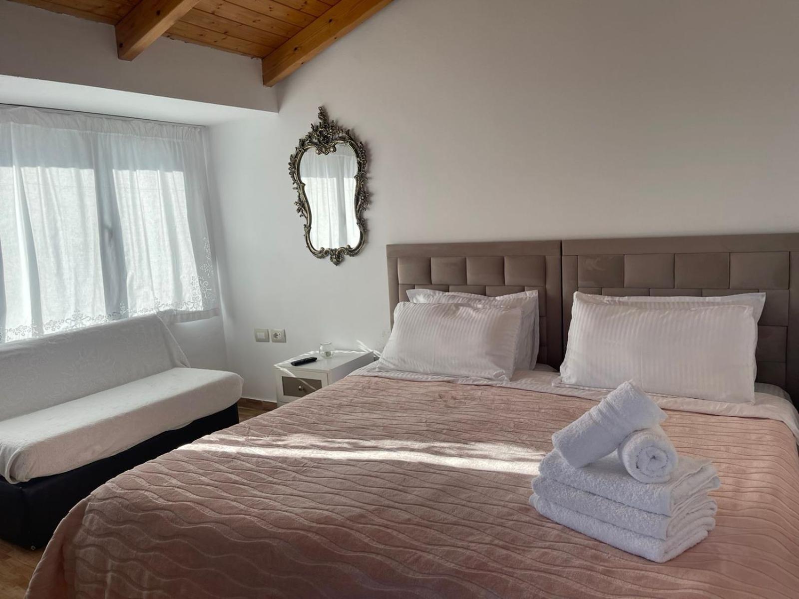 Guest-Room Zoi&Teri Tepelene Exterior photo